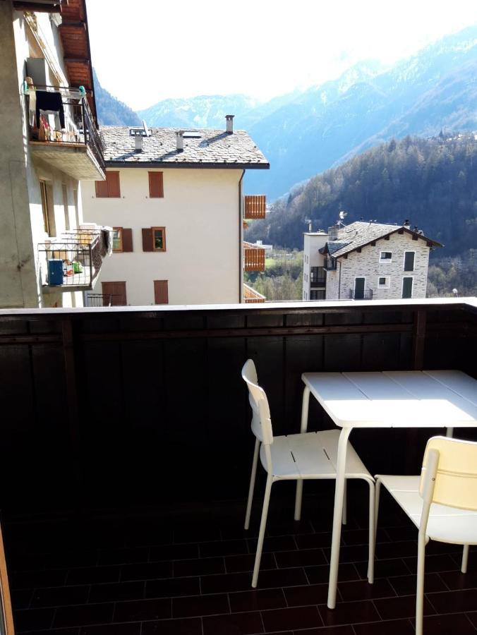 Grazioso Monolocale A Pochi Passi Dal Centro Cittadino Apartment Chiesa in Valmalenco Luaran gambar